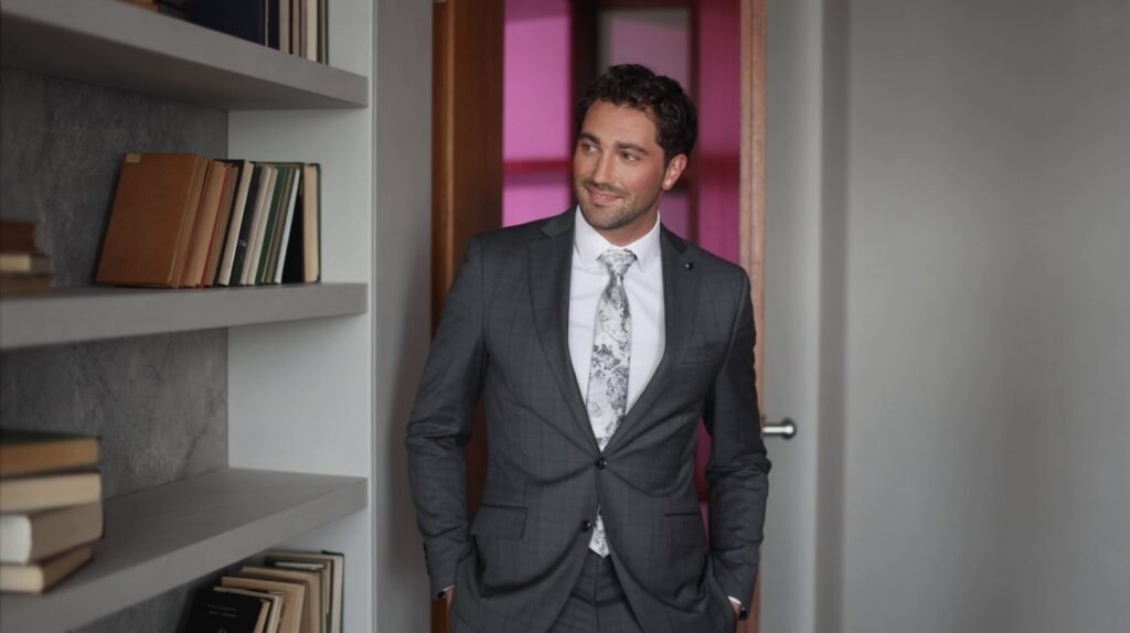 Joey Graziadei Age: A Complete Guide to His Birthdate, Life Stages & Personal Growth Joey Graziadei Age A Complete Guide to His Birthdate, Life Stages & Personal Growth