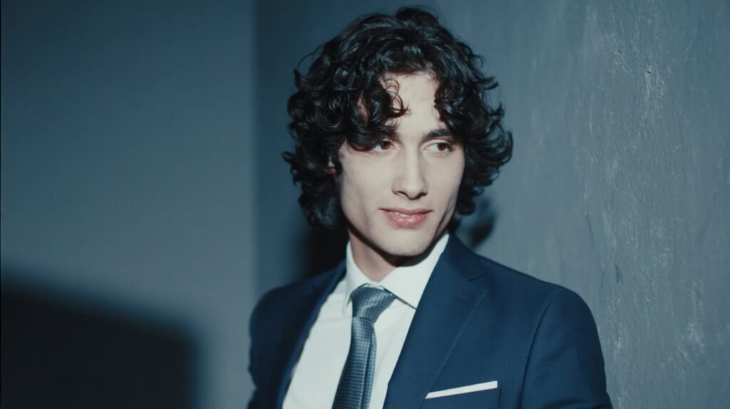 Sombr Height — Verified Insights, Measurements & Real Facts Sombr Height — Verified Insights, Measurements & Real Facts